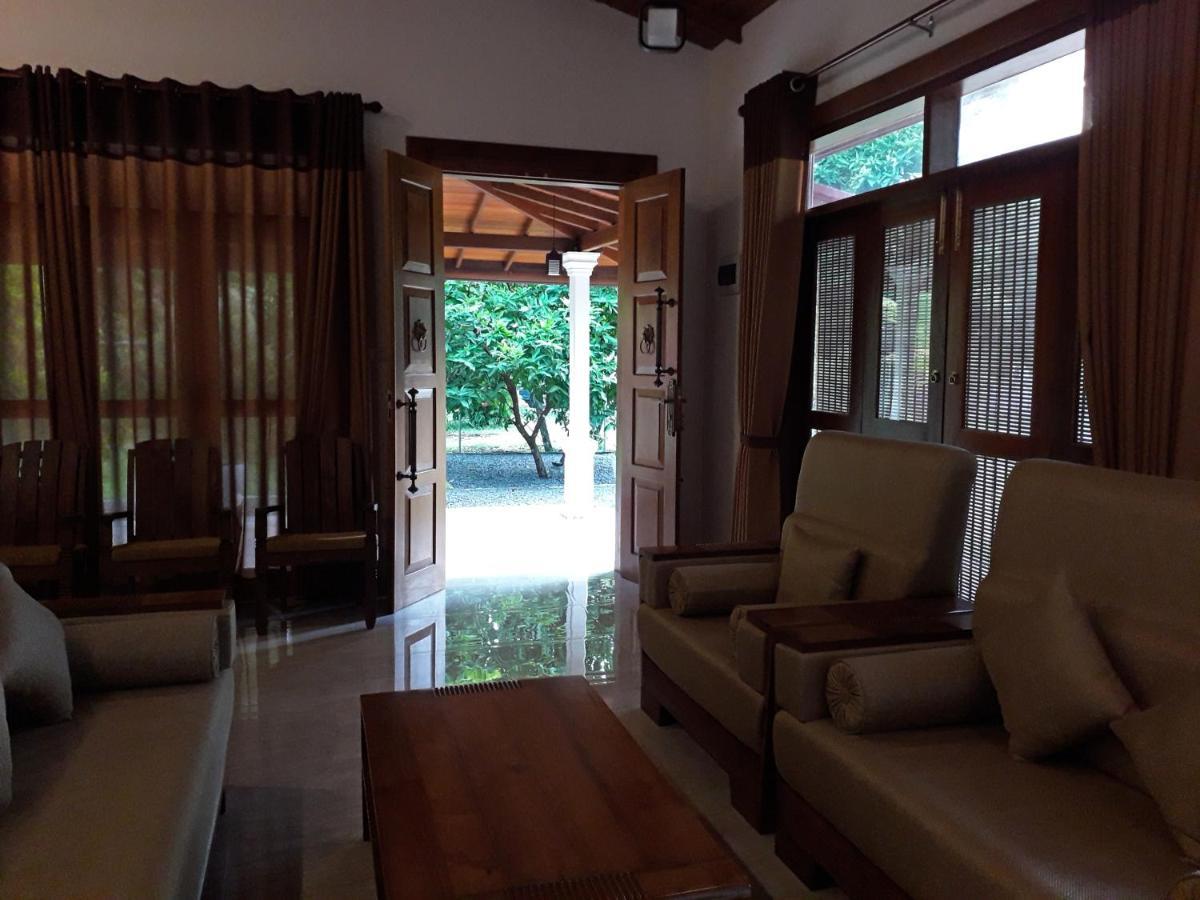 Luxury Villa With Bb Free Wi-Fi Bentota Exterior foto